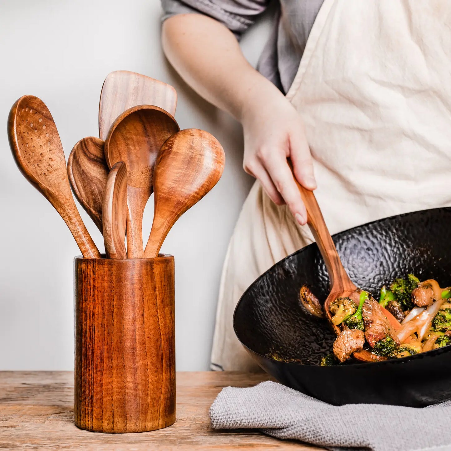 7 Piece Wooden Utensils